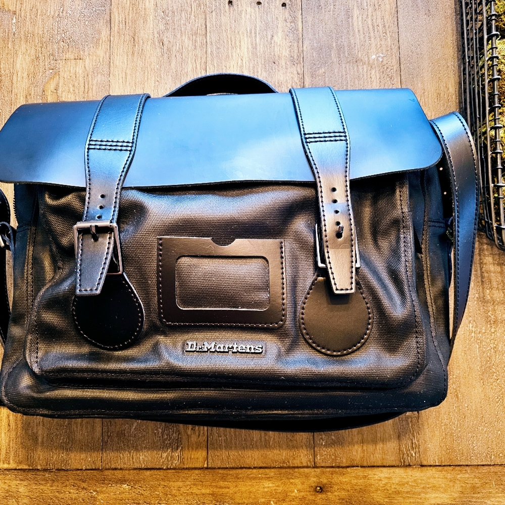 14 inch Dr. Martens Black Canvas and Leather Messenger Bag Like New